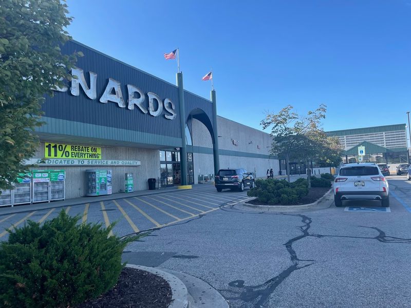 Menards Menards