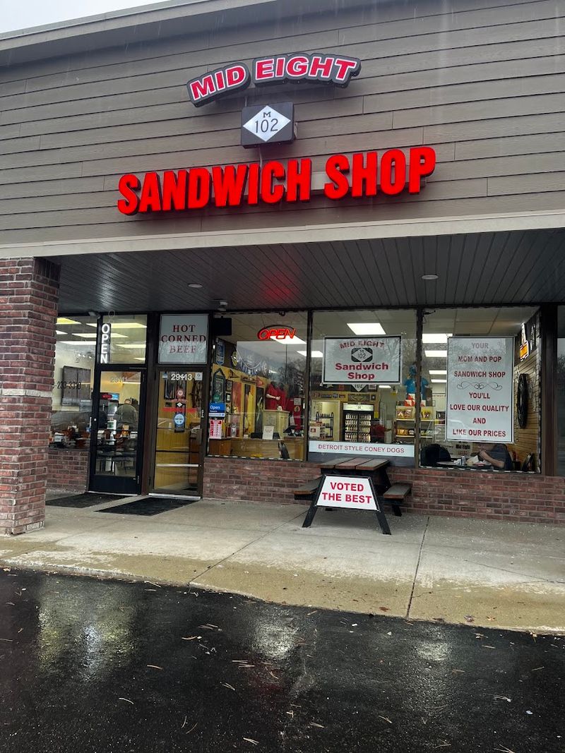 Mid Eight Sandwich Shop — Livonia