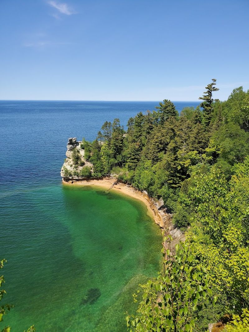 Miners Beach and the Magic of Lake Superior Up Close Miners Beach and the Magic of Lake Superior Up Close