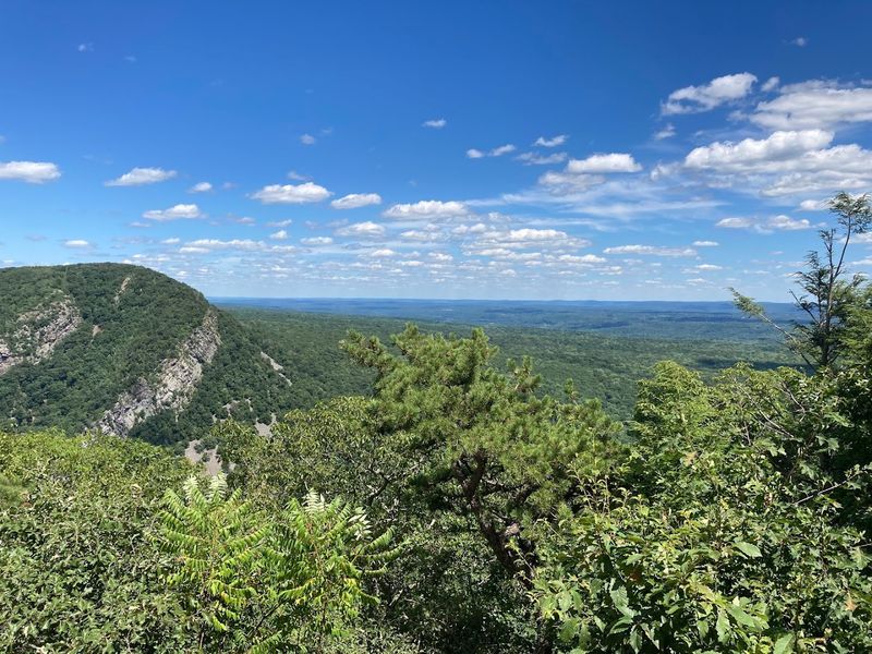 Mount Minsi via Appalachian Trail Mount Minsi via Appalachian Trail
