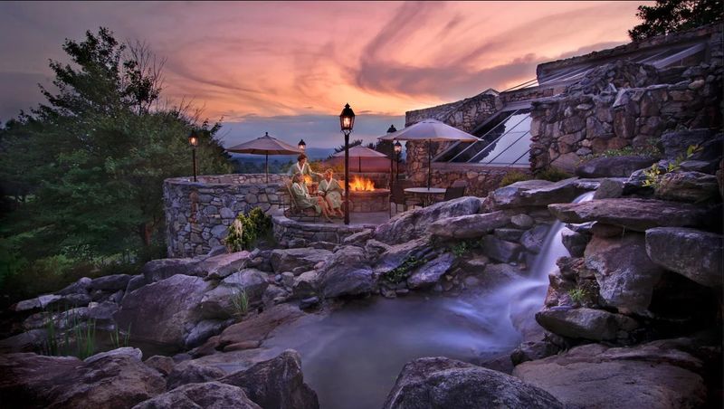 Mountain views make the relaxation feel even richer Mountain views make the relaxation feel even richer