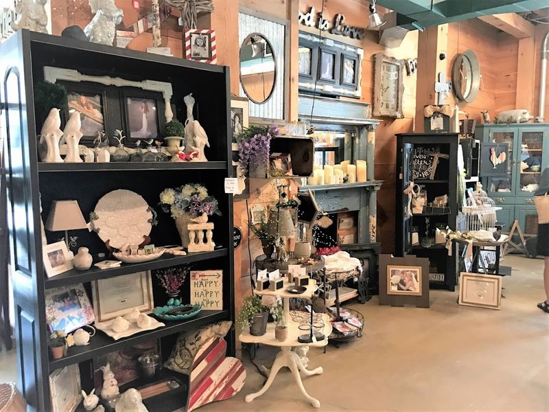 The Shoppes at Homespun – Rockvale
