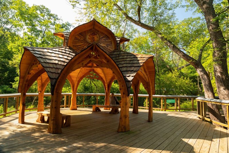 Nature Center at Shaker Lakes, Cleveland