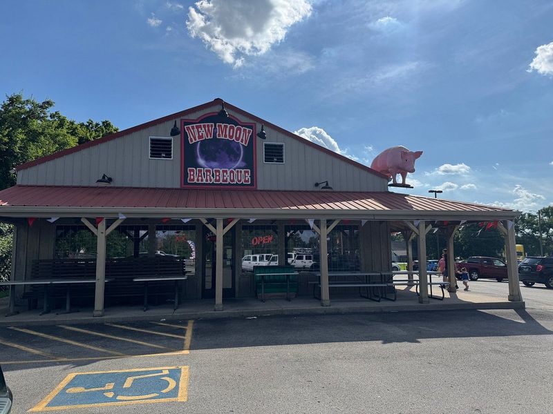 New Moon BBQ — Lebanon New Moon BBQ — Lebanon