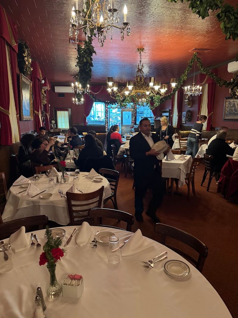 Old-World Dining Room Magic Old-World Dining Room Magic