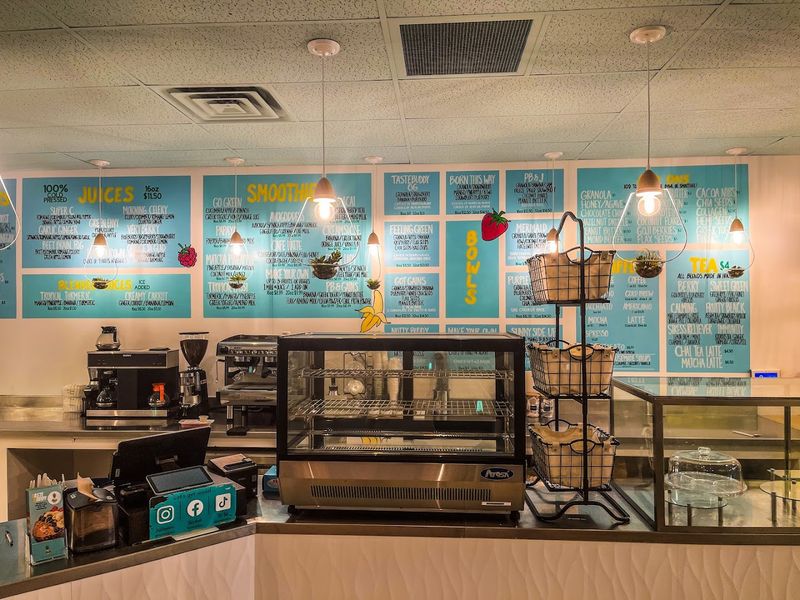 Online Ordering Makes It Easy to Bring the Bakery Home