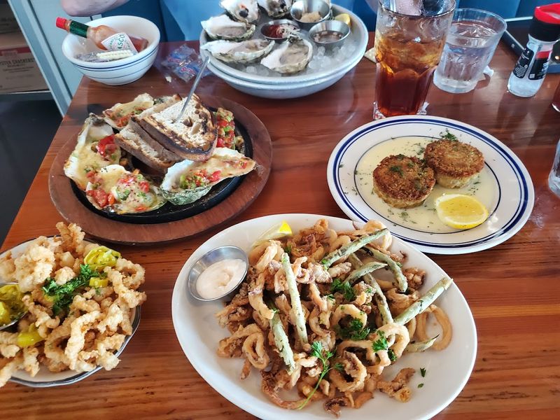 Order The Kind Of Casual Plates That Work For Lunch, Dinner, Or A Slow Weekend Meal