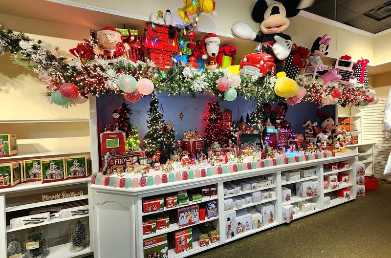 Ornaments, Décor, and Gifts Fill Every Festive Corner Ornaments, Décor, and Gifts Fill Every Festive Corner