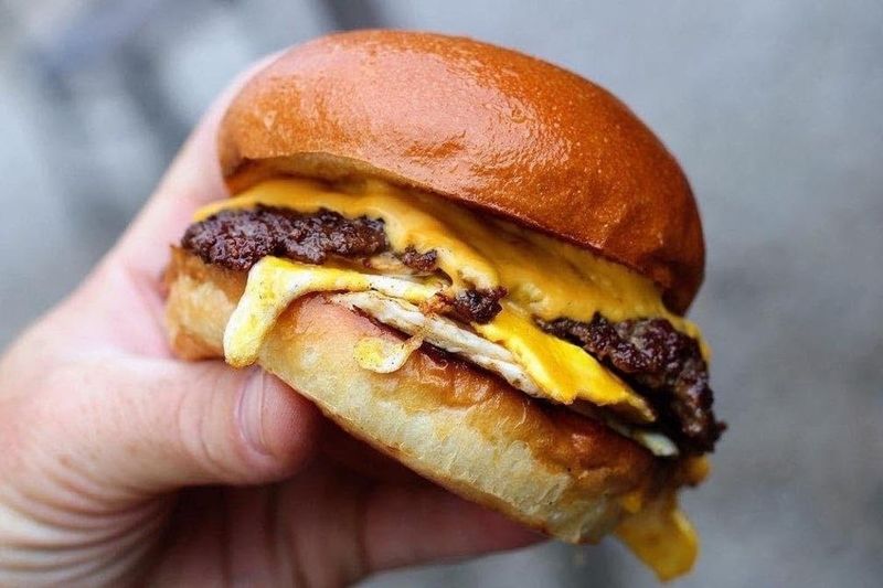Outlaw’s Burger Barn & Creamery - Vineland Outlaw’s Burger Barn & Creamery - Vineland