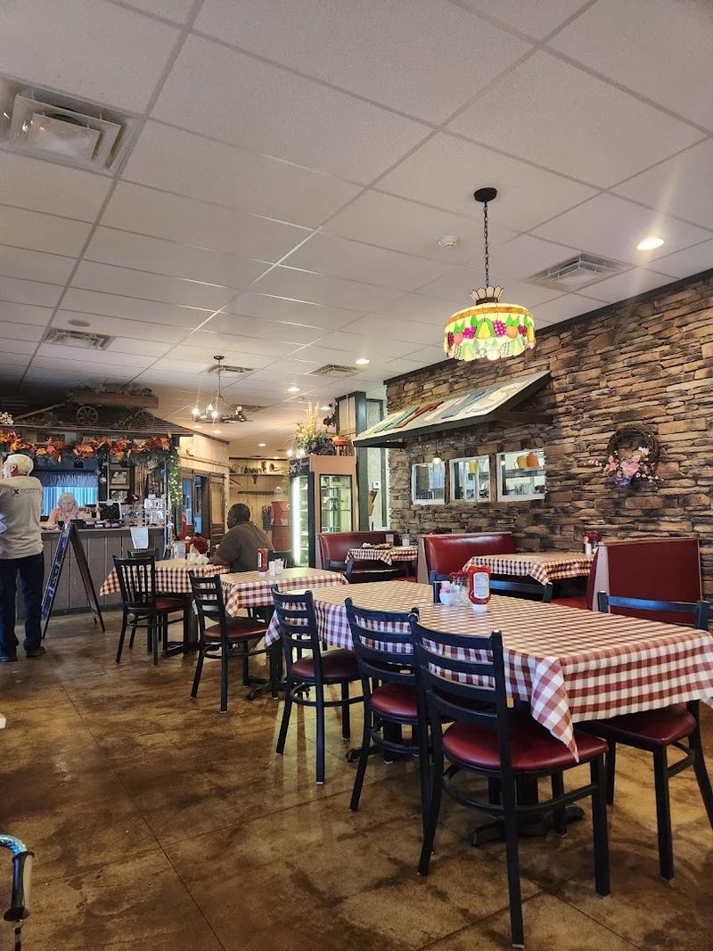 Patty's Restaurant Is the Kind of Small-Town Spot You Hope to Find Patty's Restaurant Is the Kind of Small-Town Spot You Hope to Find