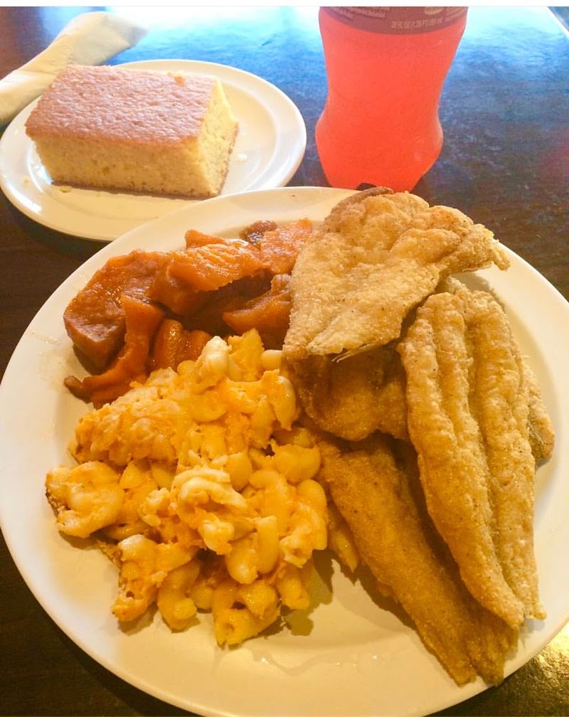 Paula’s Soul Food Cafe - Hackensack