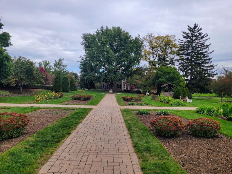 Paved Paths Make It Easy To Linger