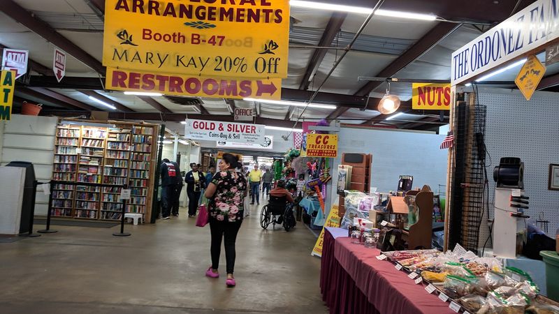 Peachtree Peddlers Flea Market (McDonough) Peachtree Peddlers Flea Market (McDonough)