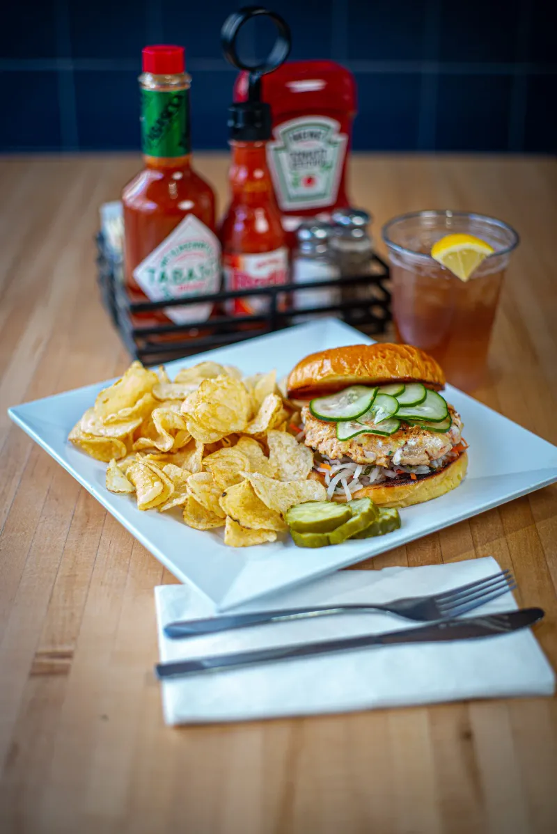 Pearl’s Oyster Bar