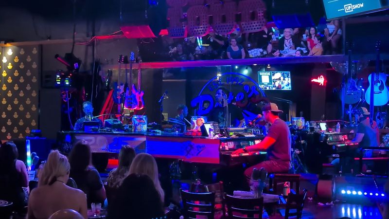Pete's Dueling Piano Bar