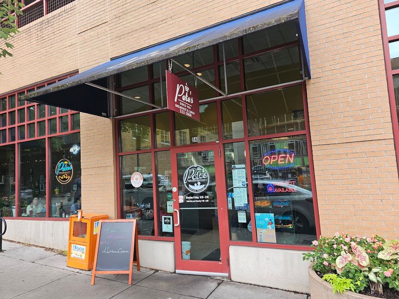Pete's Restaurant & Coffee Shop — Knoxville Pete's Restaurant & Coffee Shop — Knoxville