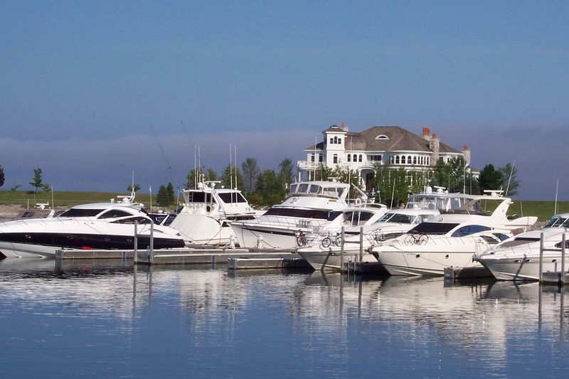 Petoskey / Bay Harbor