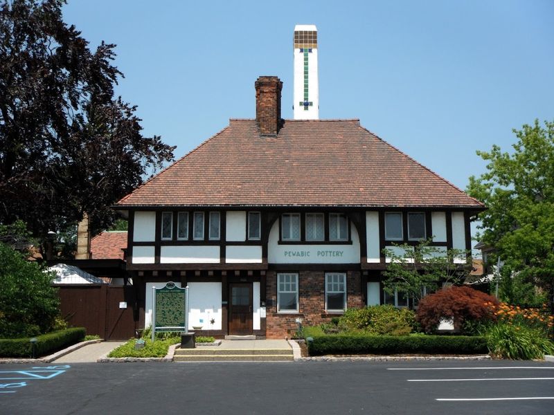 Pewabic Pottery – Detroit Pewabic Pottery – Detroit