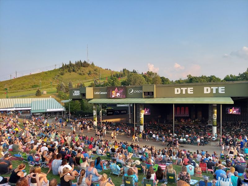 Pine Knob Music Theatre on Sold-Out Summer Nights Pine Knob Music Theatre on Sold-Out Summer Nights