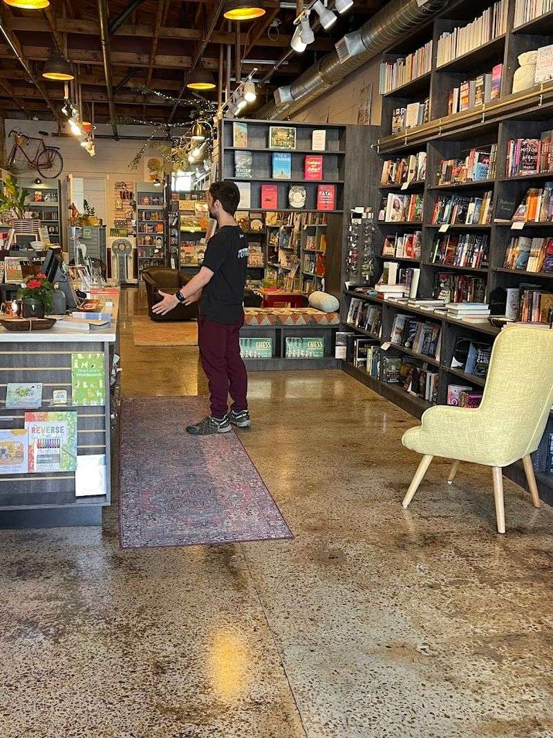 Plan Your Visit To This Beloved Crossville Bookstore Plan Your Visit To This Beloved Crossville Bookstore