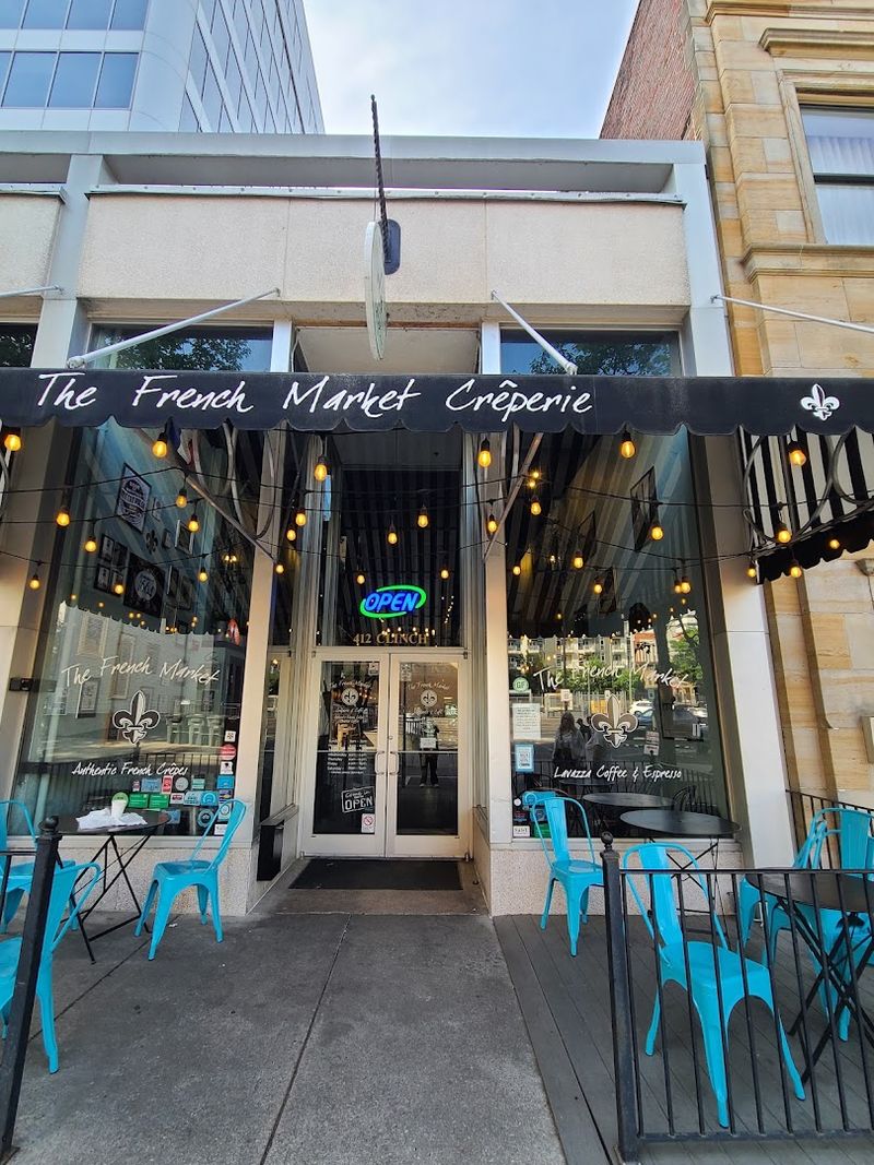 Plan Your Visit To This Cozy Tennessee Crepe Café Plan Your Visit To This Cozy Tennessee Crepe Café