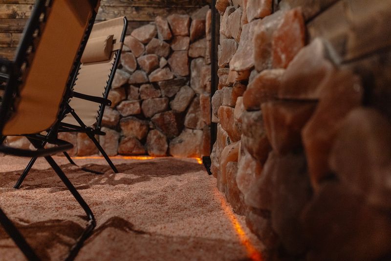 Plan Your Visit To This Relaxing Tennessee Salt Cave Plan Your Visit To This Relaxing Tennessee Salt Cave