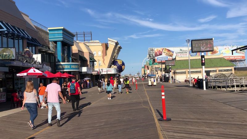 Plan an Atlantic City Boardwalk and casino weekend