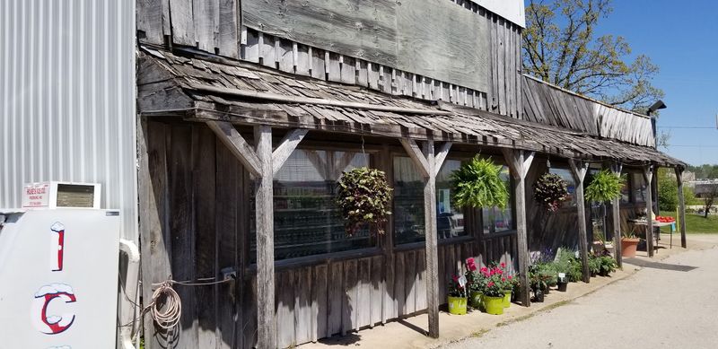 Planning your visit to Nolt’s Country Market in Eldon