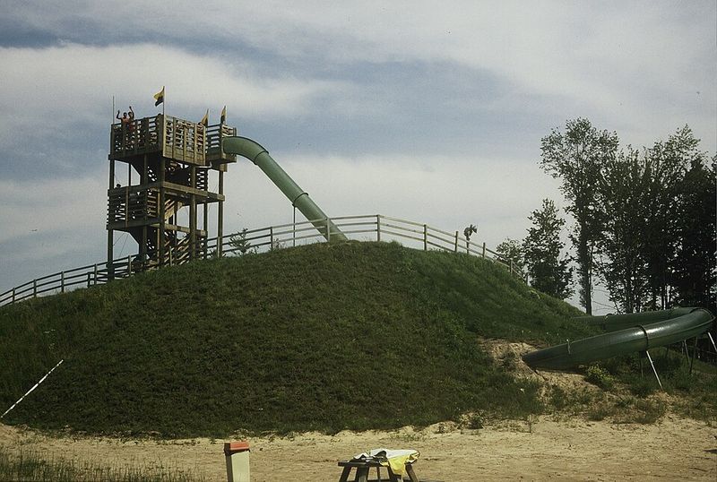 Pleasure Island Water Theme Park – Muskegon / Norton Shores