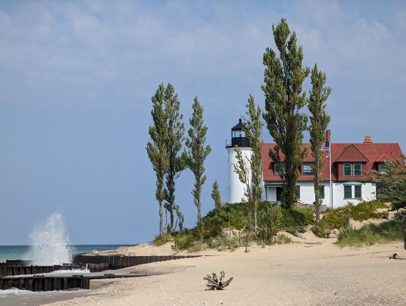 Point Betsie Lighthouse — Frankfort Point Betsie Lighthouse — Frankfort