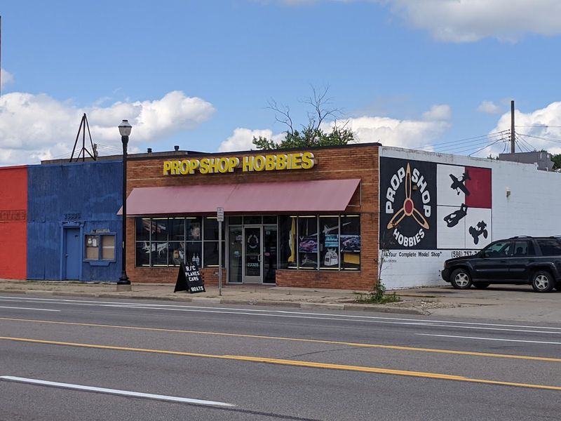 Prop Shop Hobbies – Warren