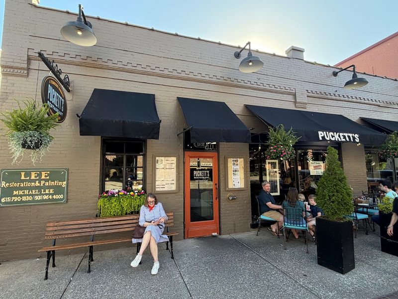Puckett's Restaurant — Franklin