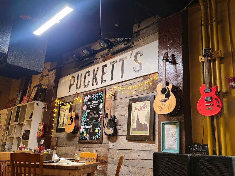 Puckett's Restaurant — Franklin Puckett's Restaurant — Franklin