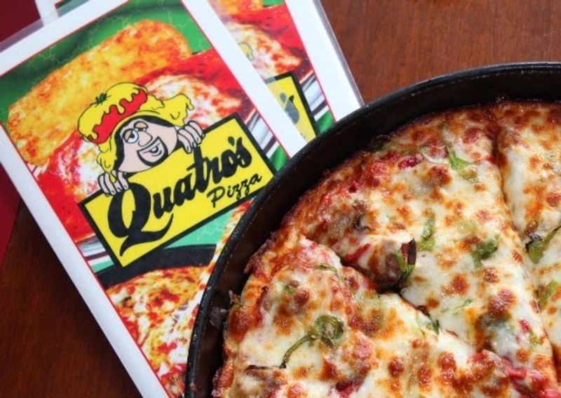 Quatro’s Deep Pan Pizza, Carbondale