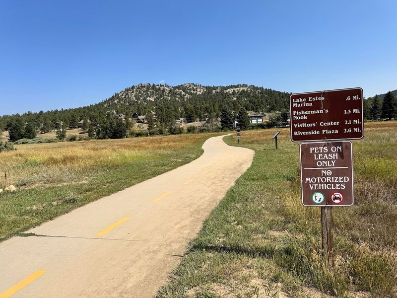 Lake Estes Trail (Estes Park) Lake Estes Trail (Estes Park)