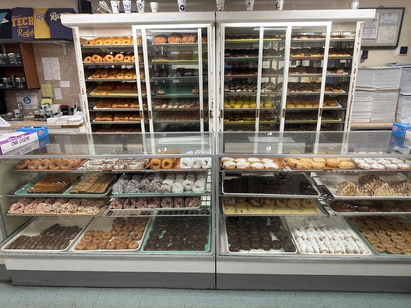 Ralph's Donut Shop — Cookeville