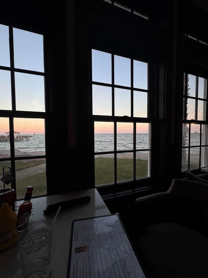 Reasonable Prices for Waterfront Quality Reasonable Prices for Waterfront Quality