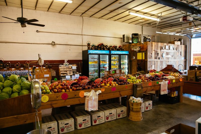 Red Barn Produce — Rutledge
