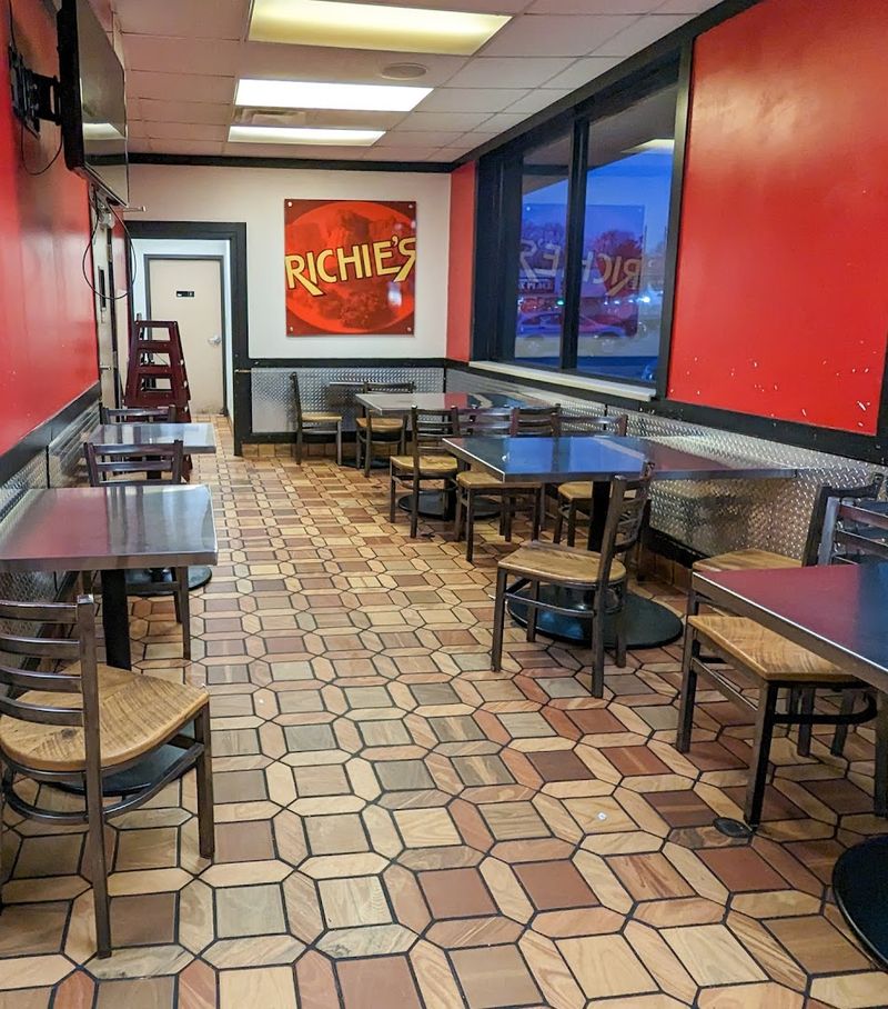 Richie’s Chicken & Soul, Cincinnati