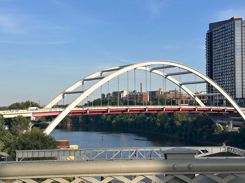 River House — Nashville River House — Nashville