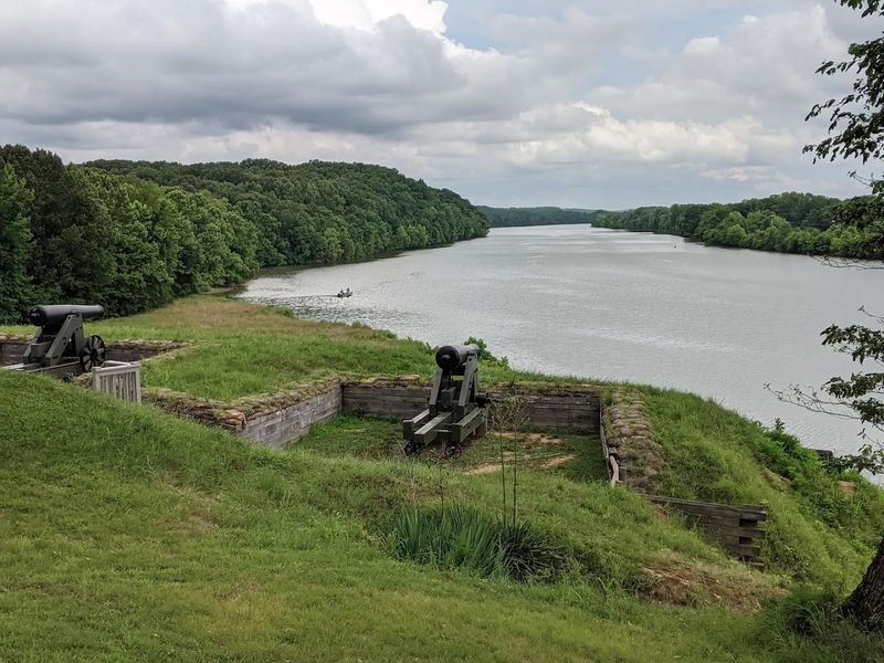 Riverfront Views Along the Cumberland River Riverfront Views Along the Cumberland River