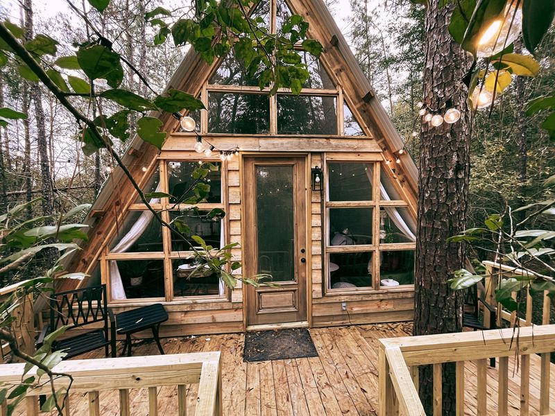 Romantic Treehouse in the Pines (Kirbyville) Romantic Treehouse in the Pines (Kirbyville)