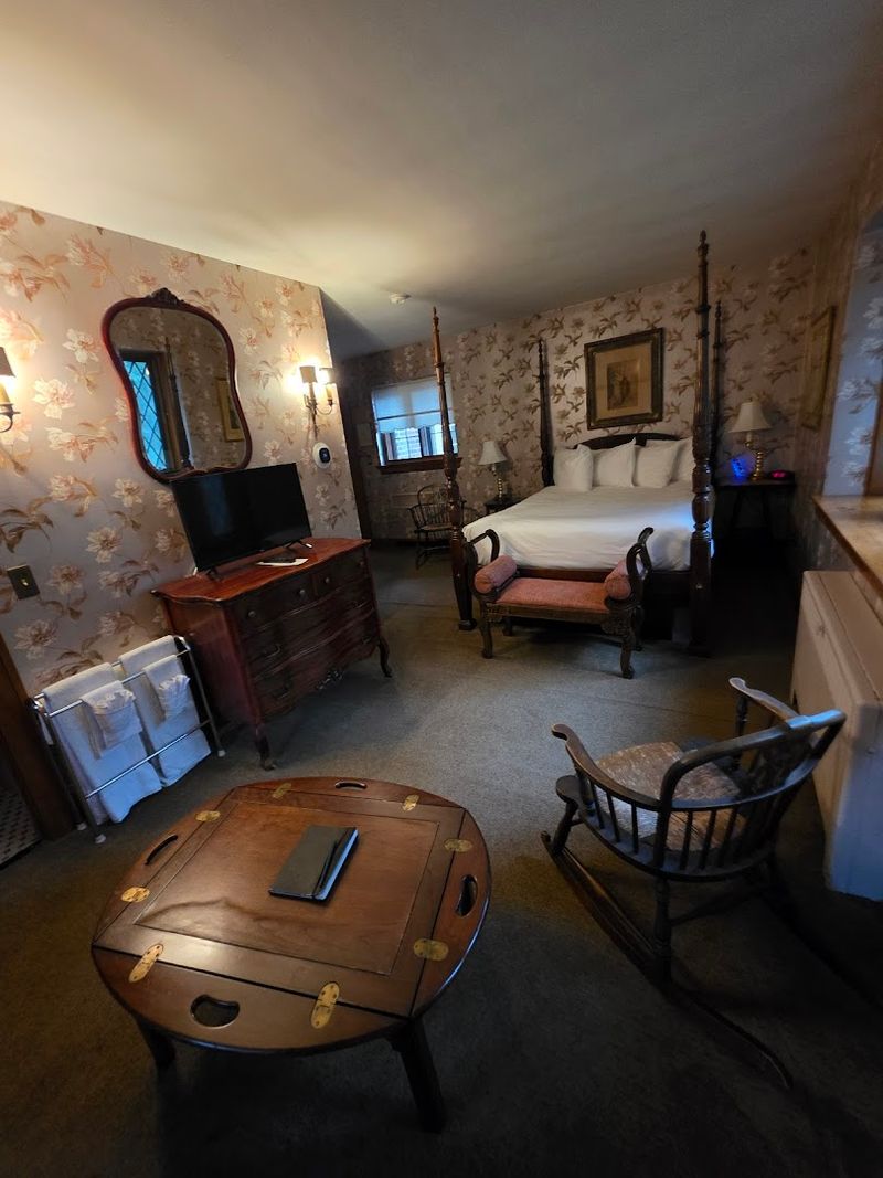 Rooms Filled With Antiques and Old-World Character