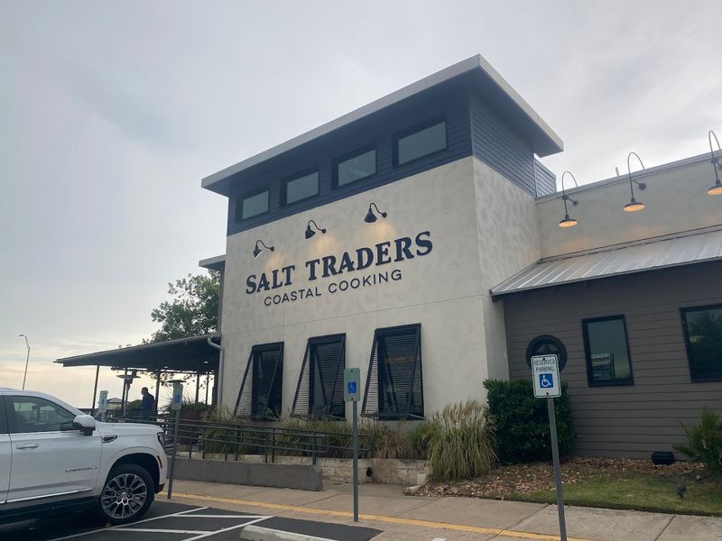 Salt Traders Coastal Cooking (Round Rock)
