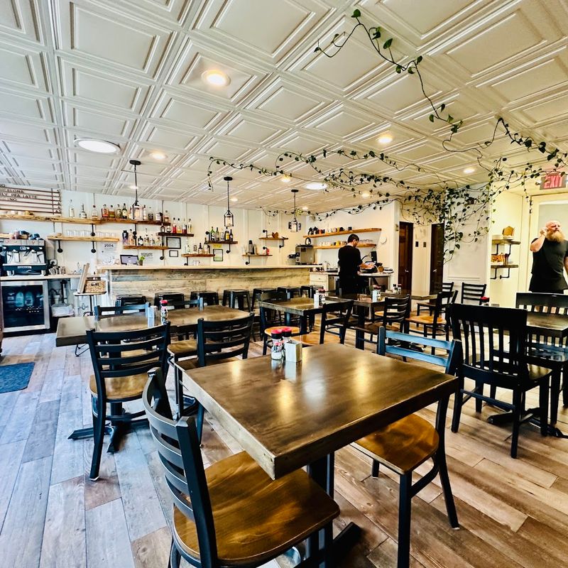 Sam's Graces Cafe — Petoskey