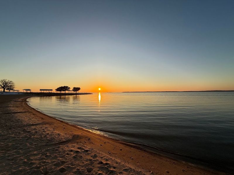 Sandy Shores That Rival the Coast Sandy Shores That Rival the Coast