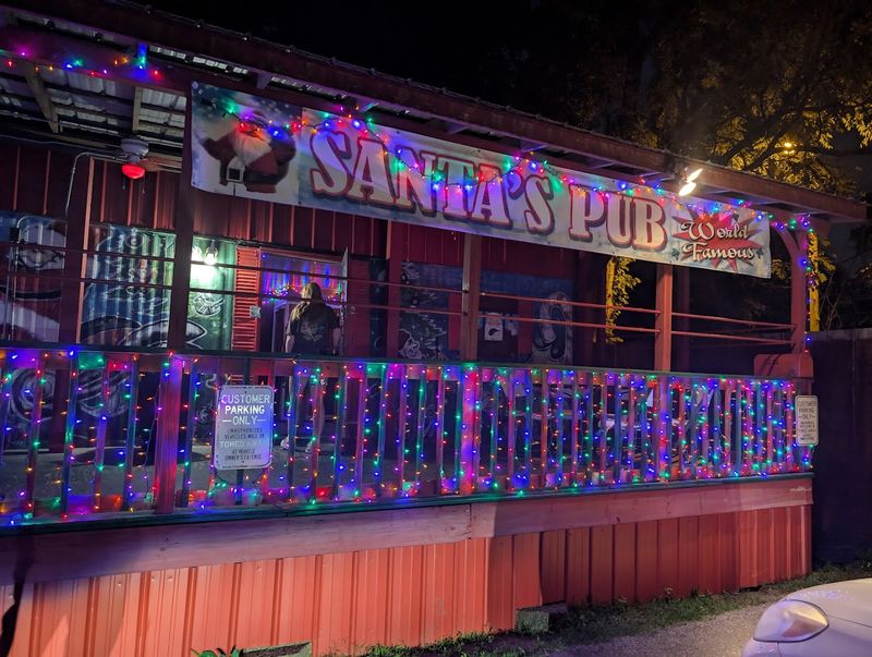 Santa's Pub