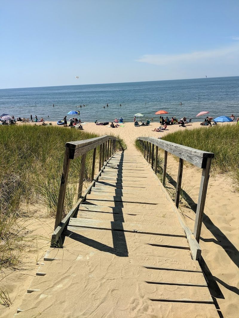Saugatuck Oval Beach