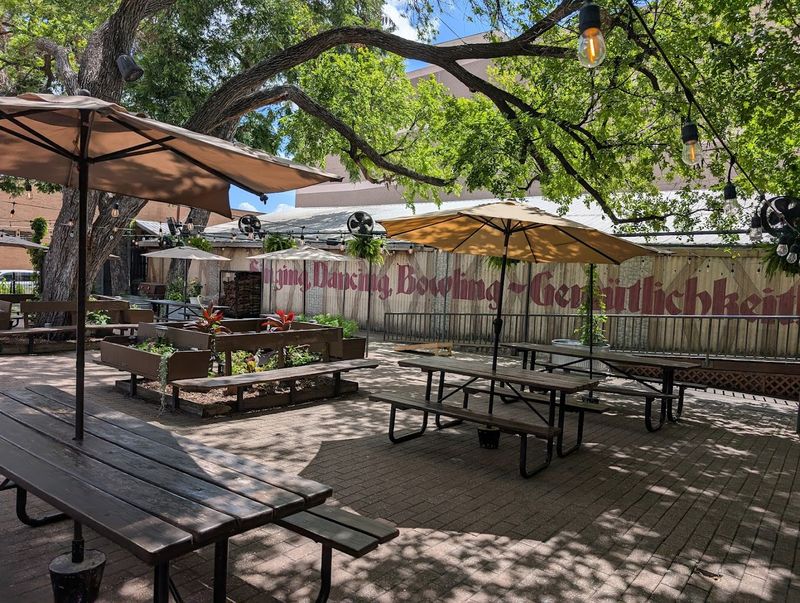 Scholz Garten (Austin) Scholz Garten (Austin)