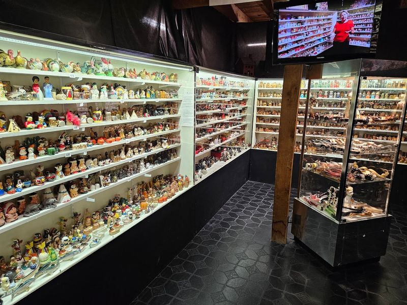 See 20,000 salt and pepper shakers in Gatlinburg